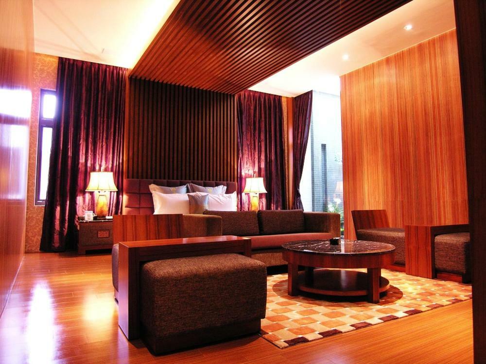 Mos Motel Таоюань Екстер'єр фото